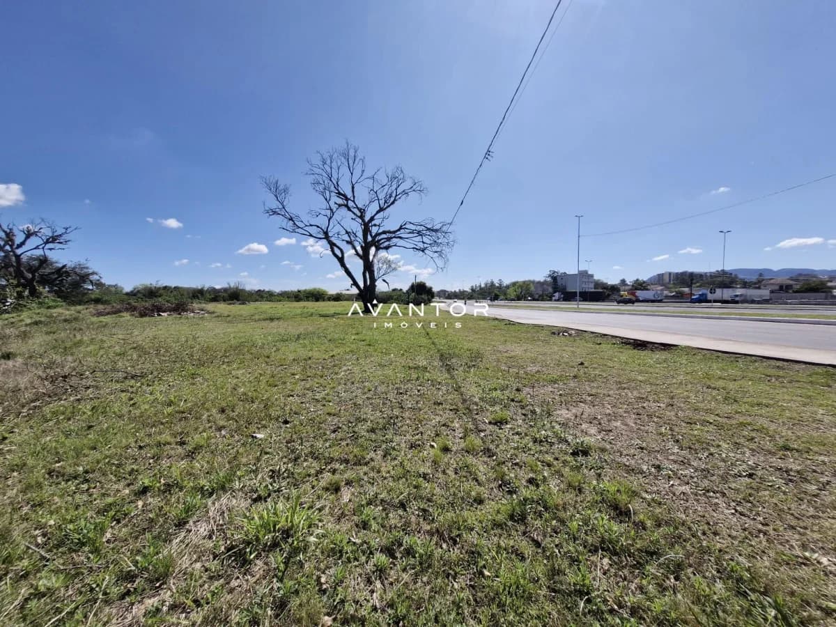 Terreno com vista para via de acesso — Terreno à venda em Uglione, Santa Maria/RS