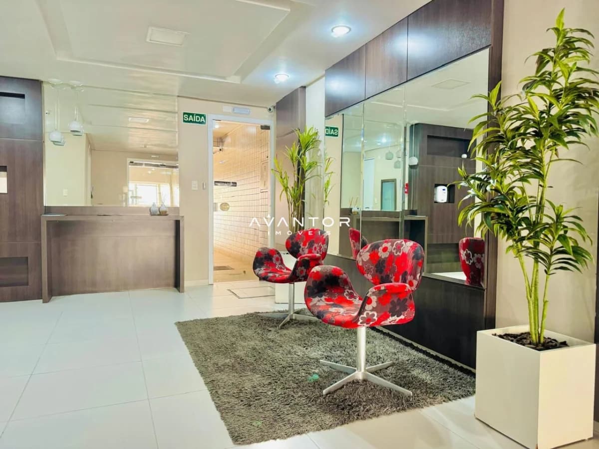 Hall de entrada com recepção — Apartamento com 2 quartos à venda em Centro, Balneário Camboriú/SC