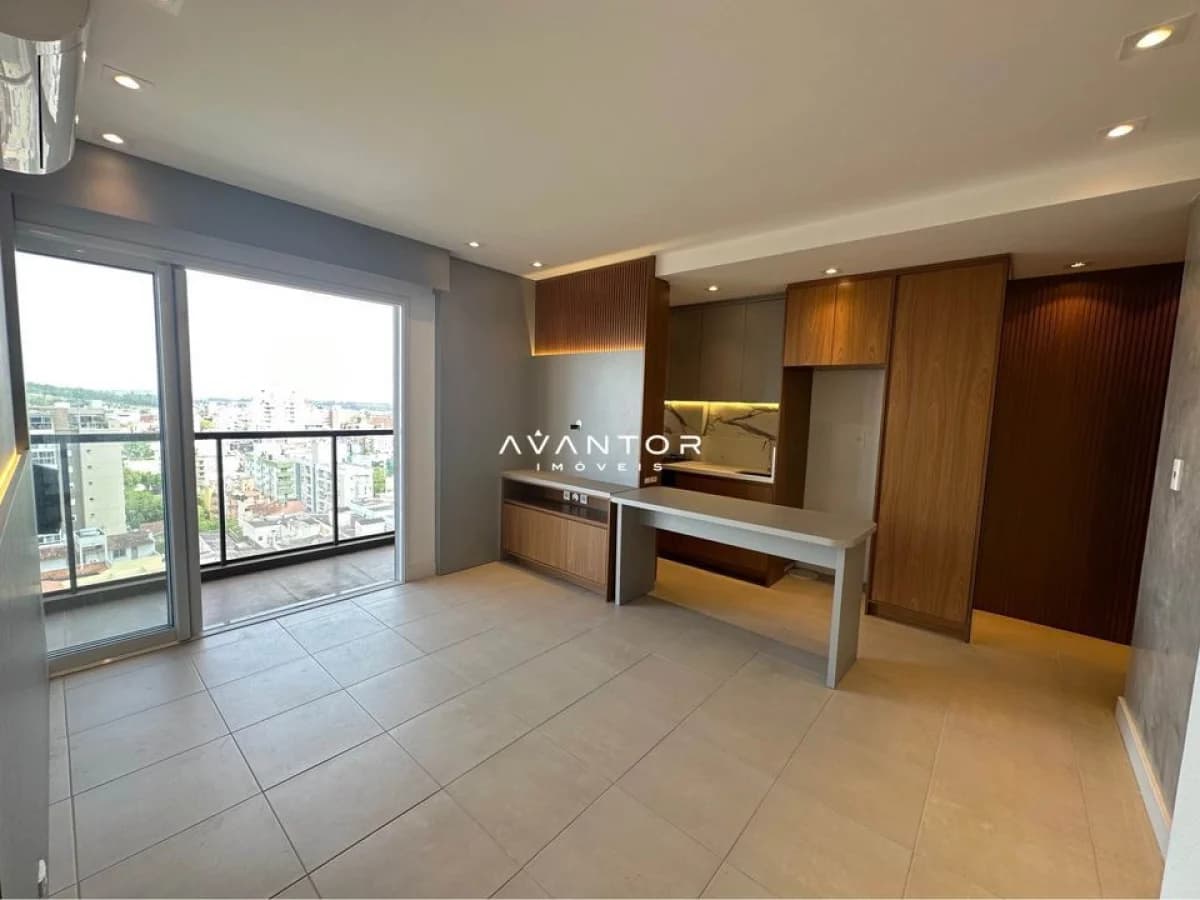Sala de estar com sacada e vista da cidade — Apartamento com 2 quartos à venda em Centro, Santa Maria/RS