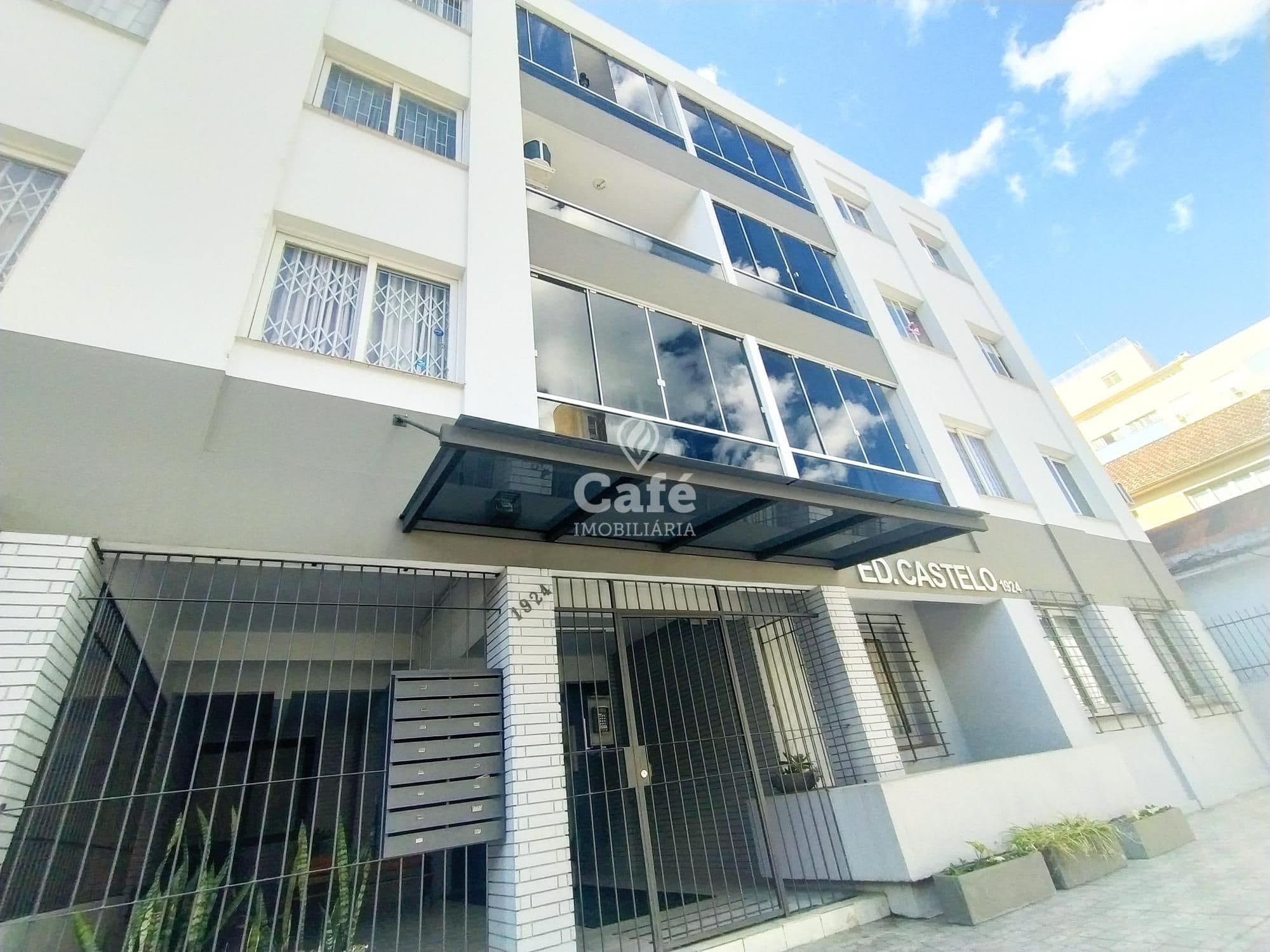 Edifício Castelo — Nossa Senhora do Rosário, Santa Maria/RS