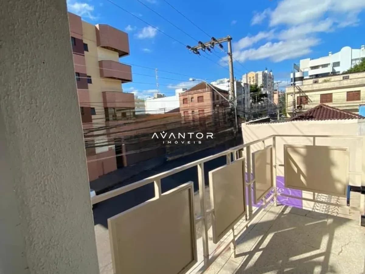 Sacada com vista para área urbana — Apartamento com 2 quartos à venda em Nossa Senhora de Fátima, Santa Maria/RS