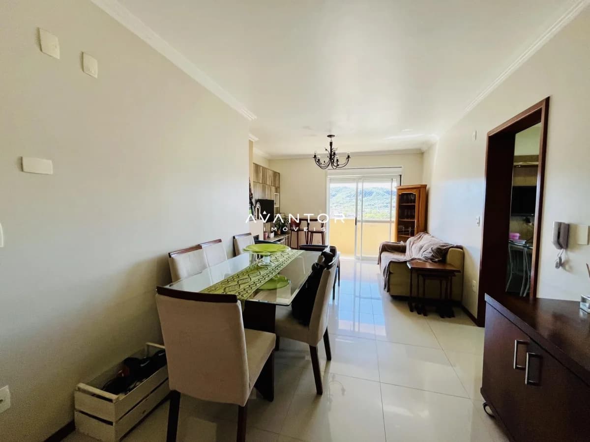 Sala de estar integrada à cozinha — Apartamento com 3 quartos à venda em Menino Jesus, Santa Maria/RS