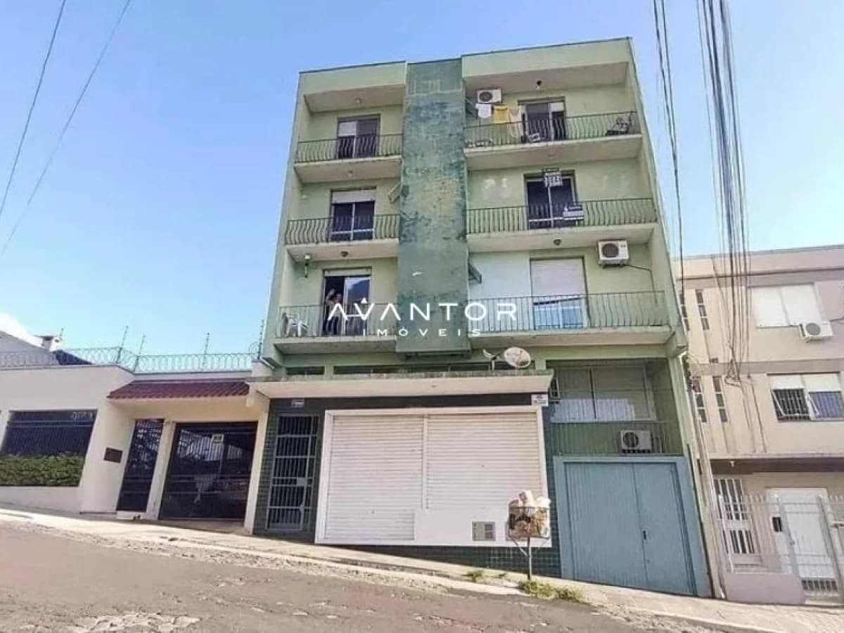 Fachada do prédio com sacadas — Apartamento com 2 quartos à venda em Menino Jesus, Santa Maria/RS