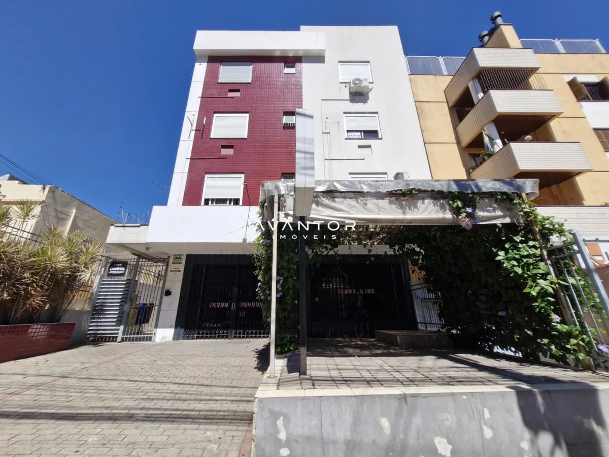 Fachada do prédio com garagem — Apartamento com 1 quarto à venda no Residencial Ravenna, em Centro, Santa Maria/RS