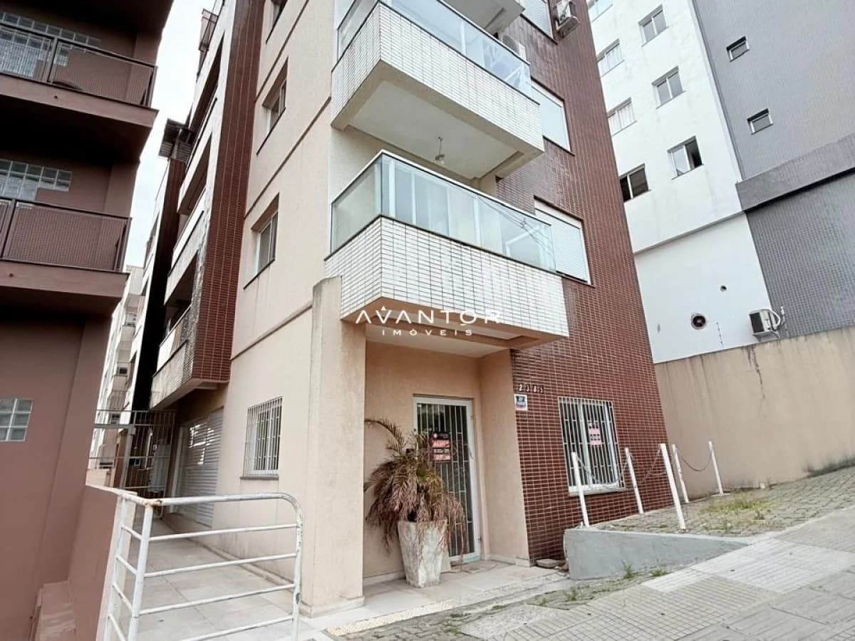 Fachada do prédio com sacadas — Cobertura com 3 quartos à venda no Residencial Giovana, em Centro, Santa Rosa/RS