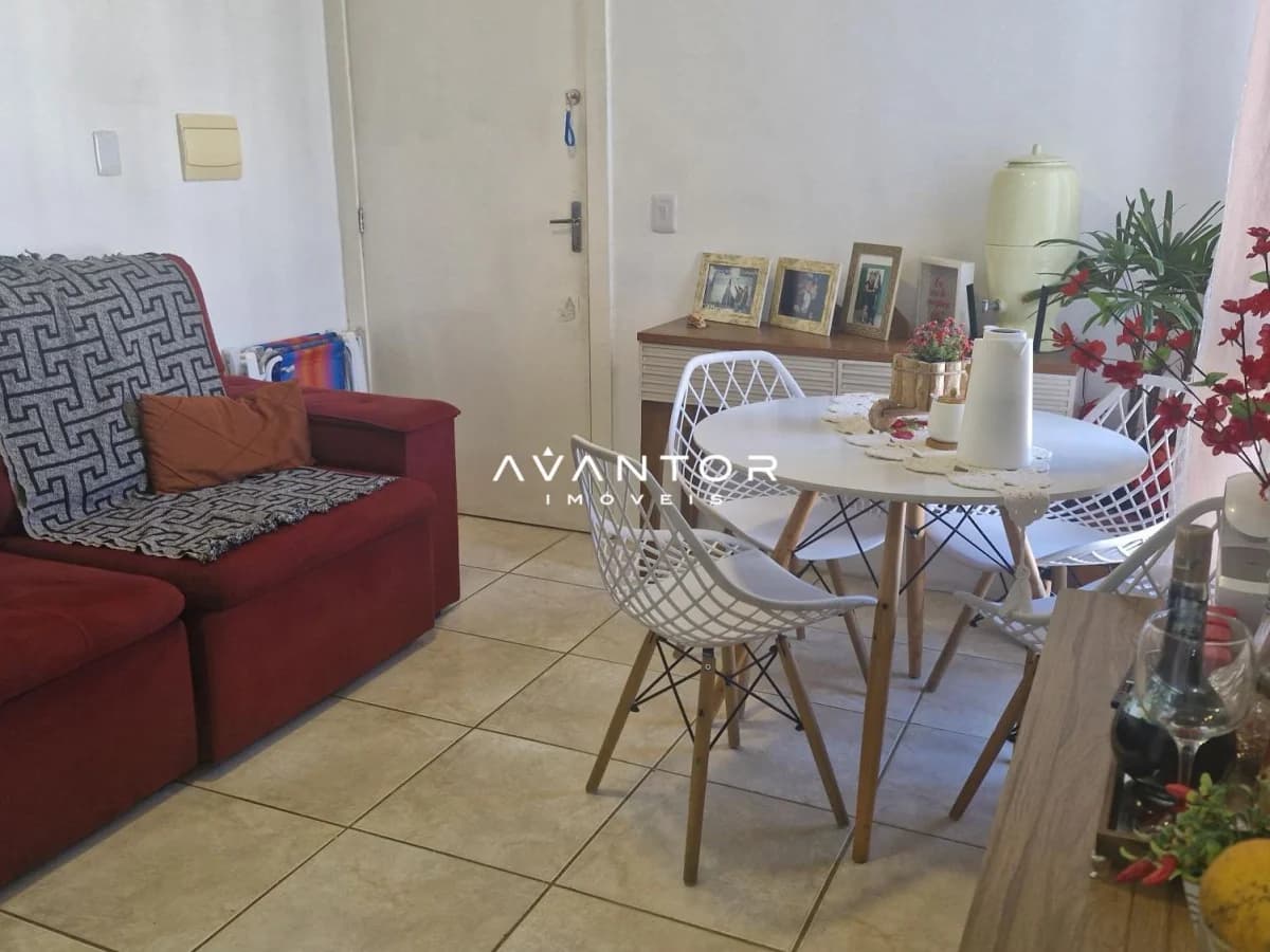 Sala de estar integrada à cozinha — Apartamento com 2 quartos à venda no Residencial Aruba, em Urlândia, Santa Maria/RS
