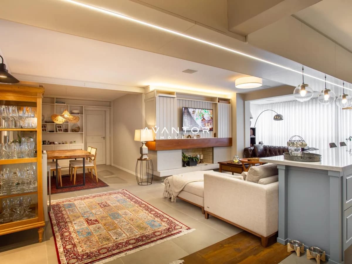 Sala de estar integrada à cozinha — Apartamento com 3 quartos à venda em Km 3, Santa Maria/RS