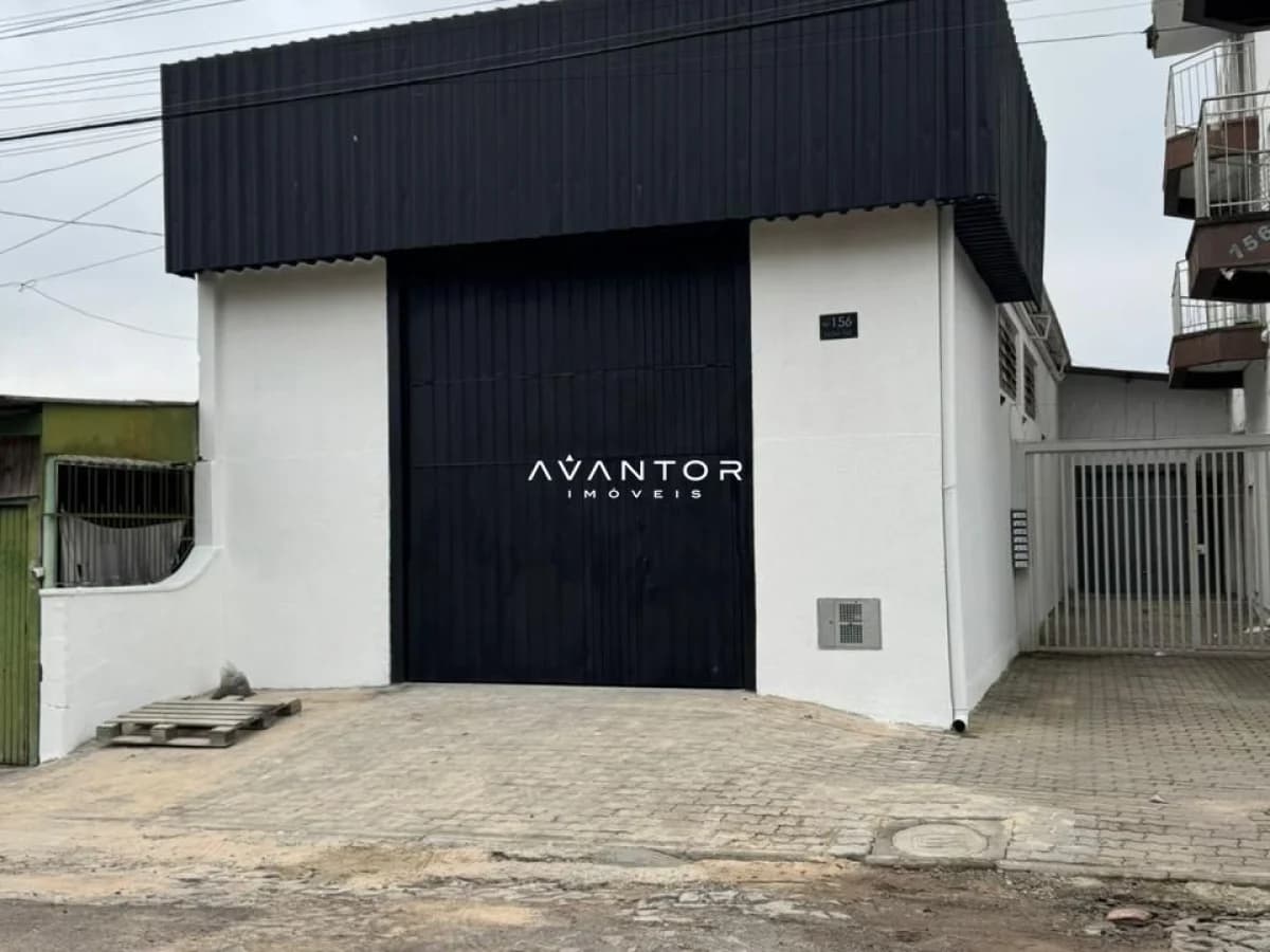 Pavilhão com 1 sala para alugar em Juscelino Kubitschek, Santa Maria/RS