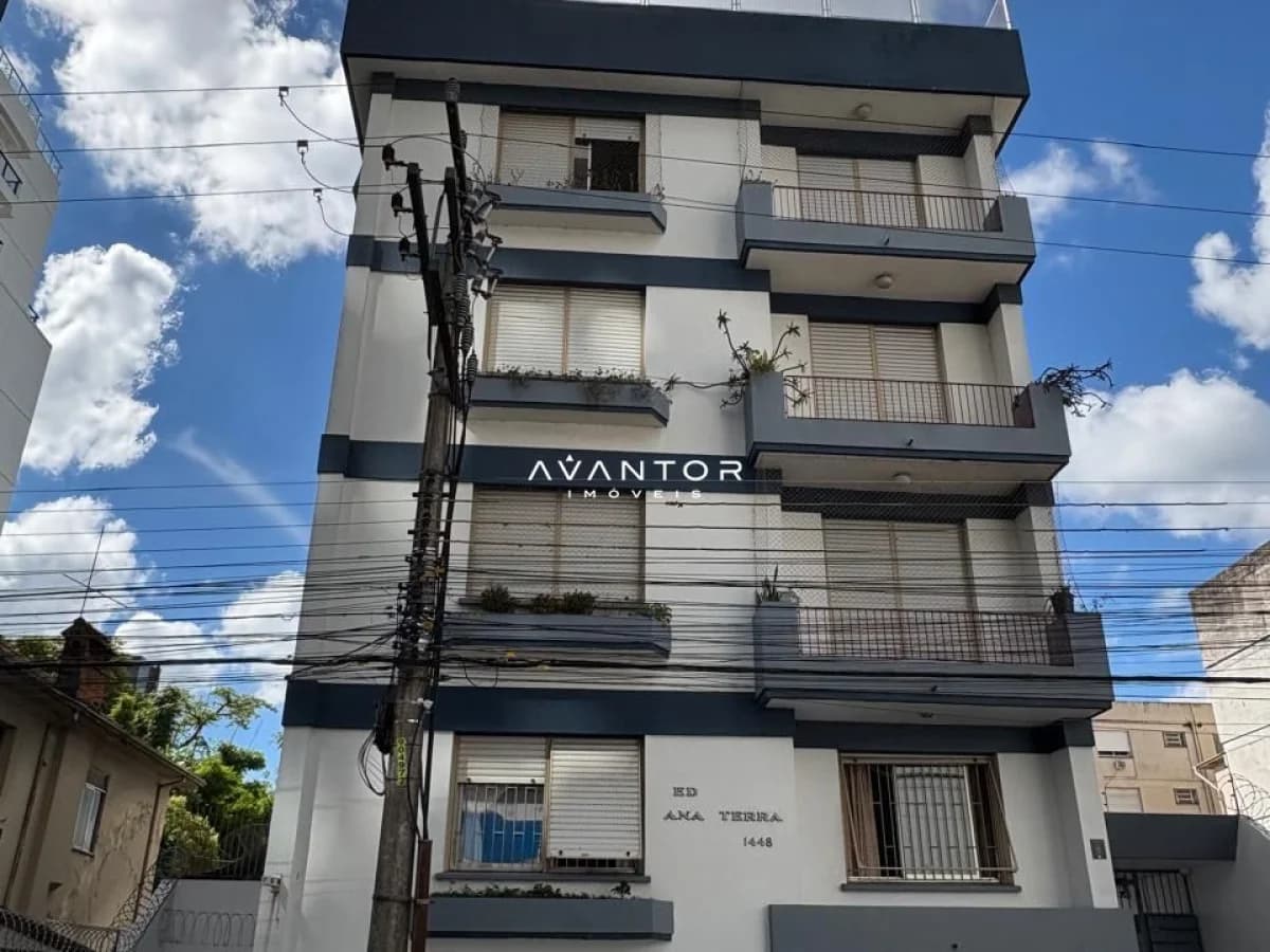 Fachada do prédio com sacadas — Cobertura com 3 quartos à venda no Edifício Ana Terra, em Centro, Santa Maria/RS