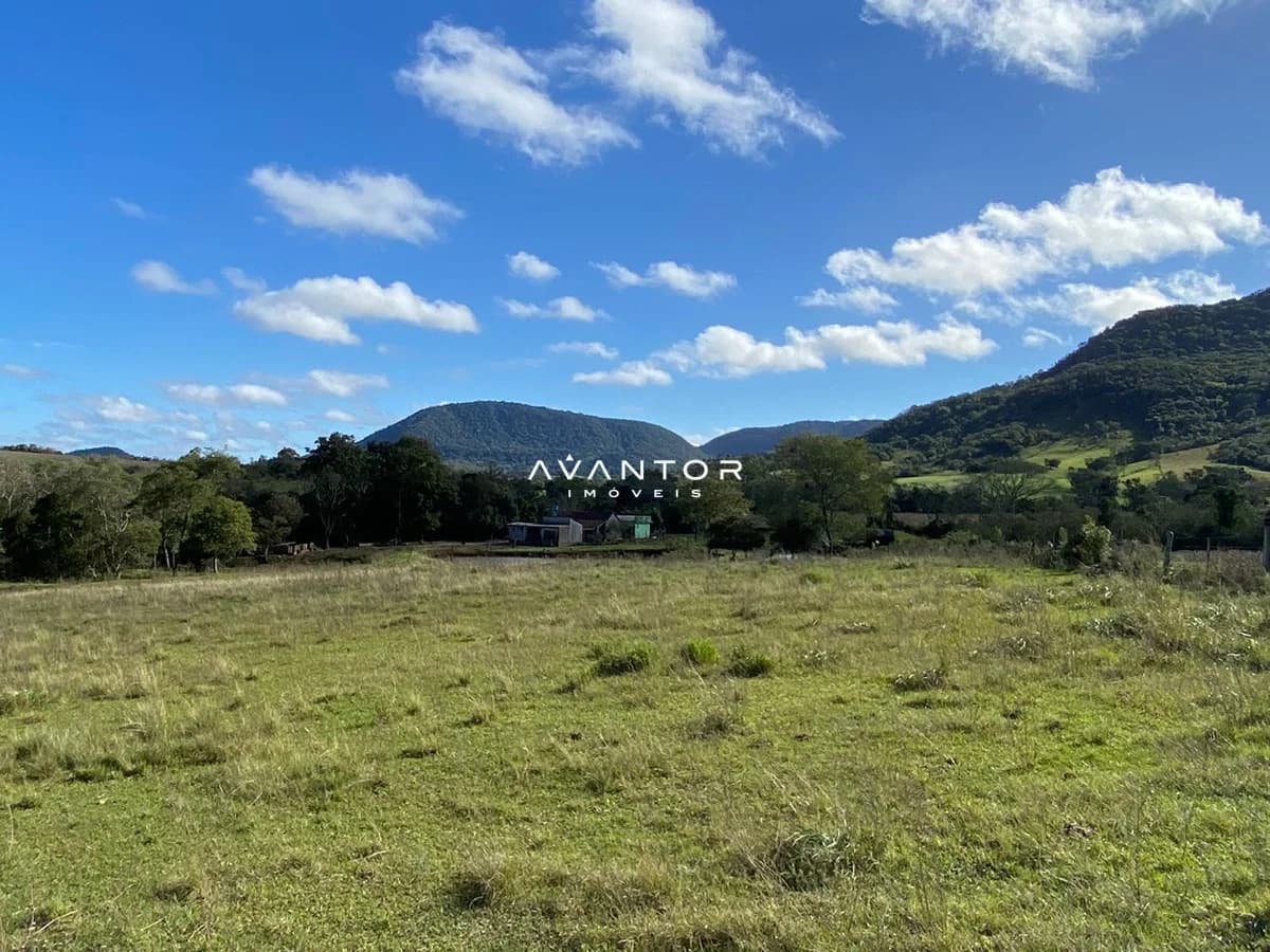 Terreno com vista para as montanhas — Chácara com 2 quartos à venda em Palma, Santa Maria/RS