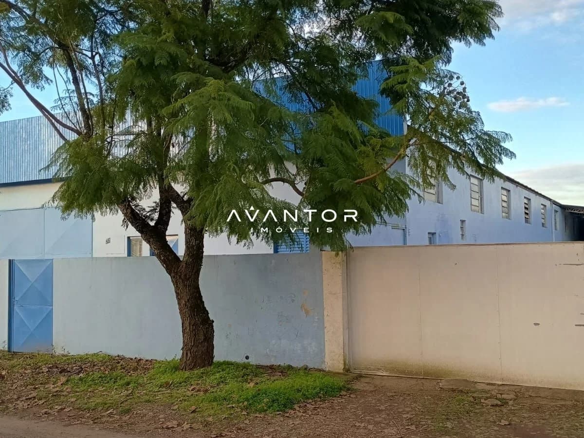 Pavilhão com 1 sala para alugar em Pé de Plátano, Santa Maria/RS