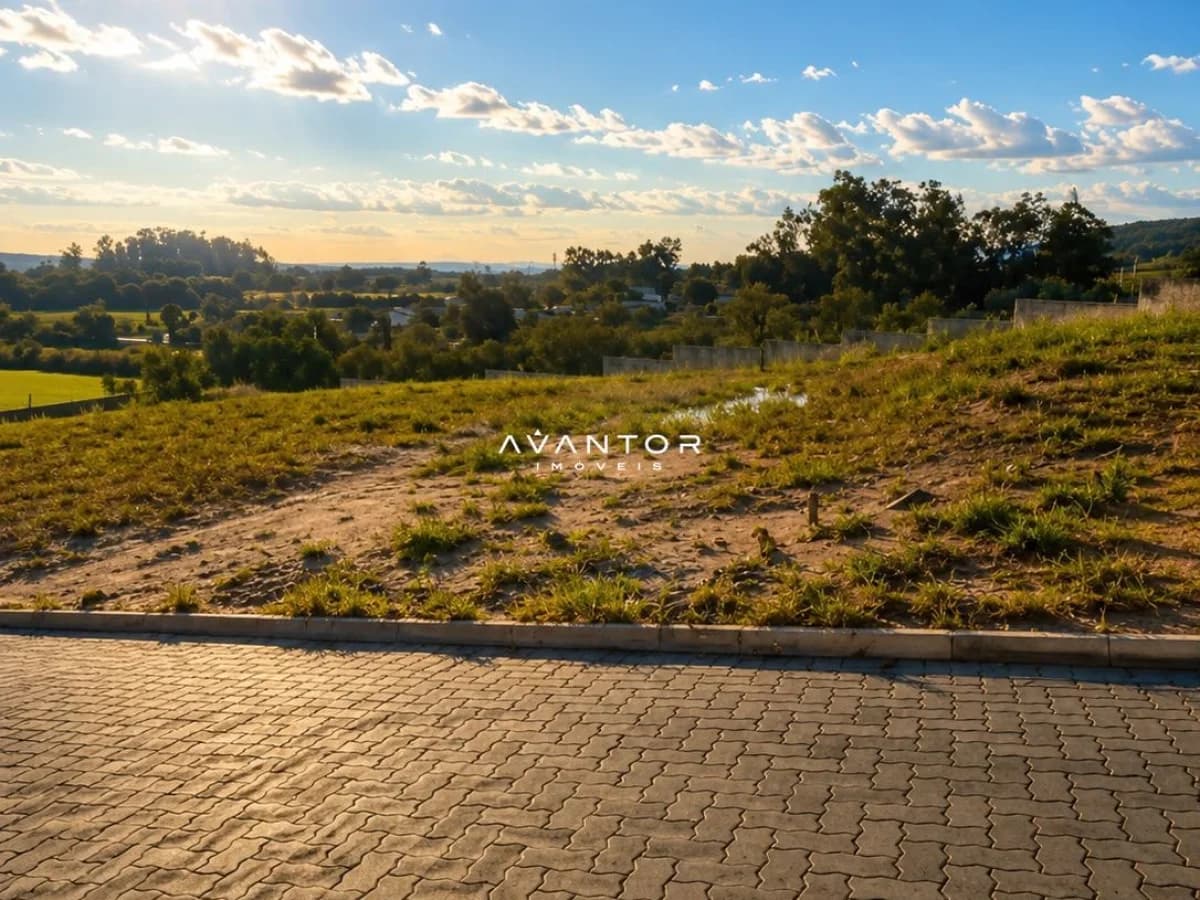 Terreno com vista para vale e arredores — Terreno à venda no Condomínio Bella Vitta, em Recanto do Maestro, Restinga Seca/RS