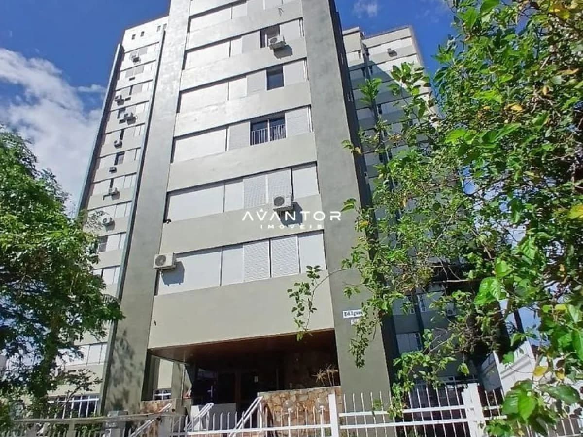 Fachada do prédio com entrada — Apartamento com 3 quartos para alugar em Nossa Senhora do Rosário, Santa Maria/RS