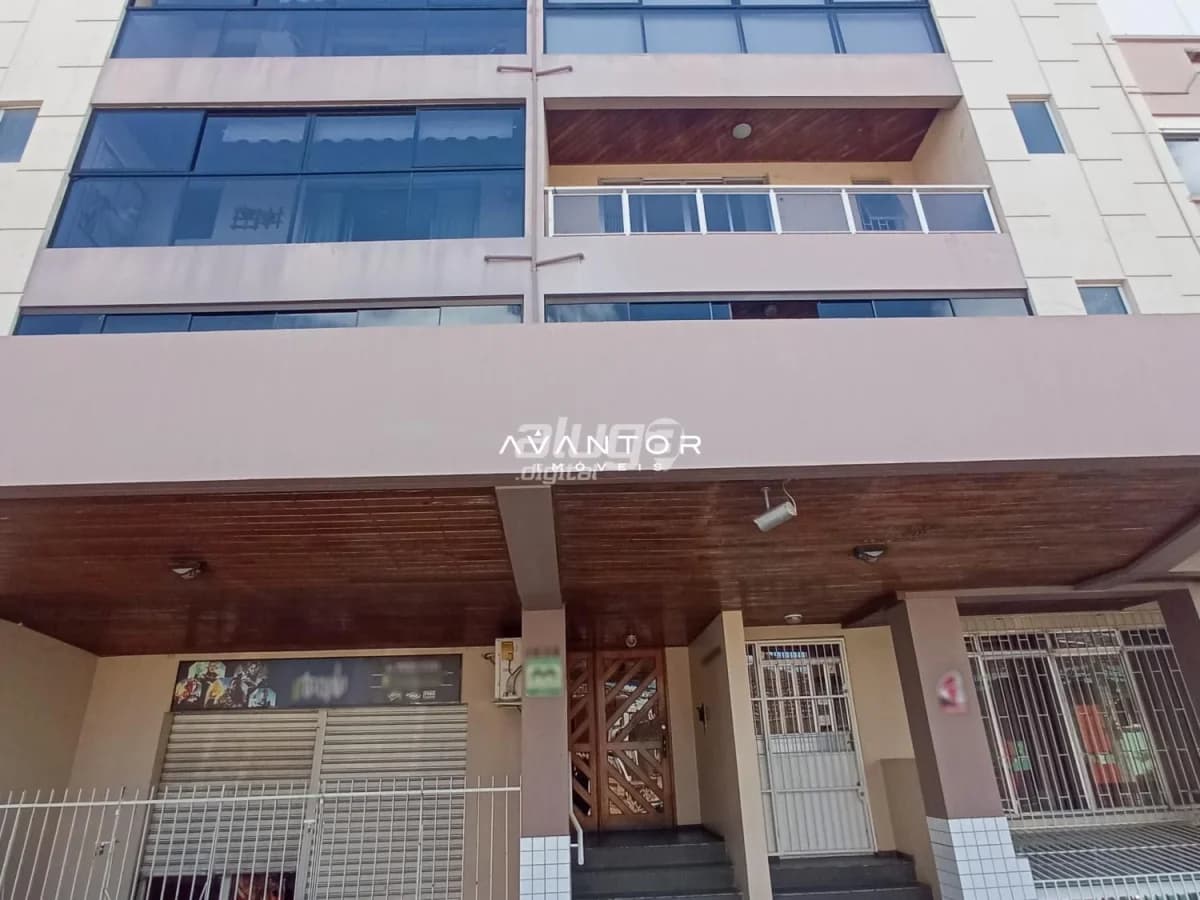 Fachada do prédio com sacadas — Apartamento com 2 quartos à venda em Nossa Senhora de Fátima, Santa Maria/RS